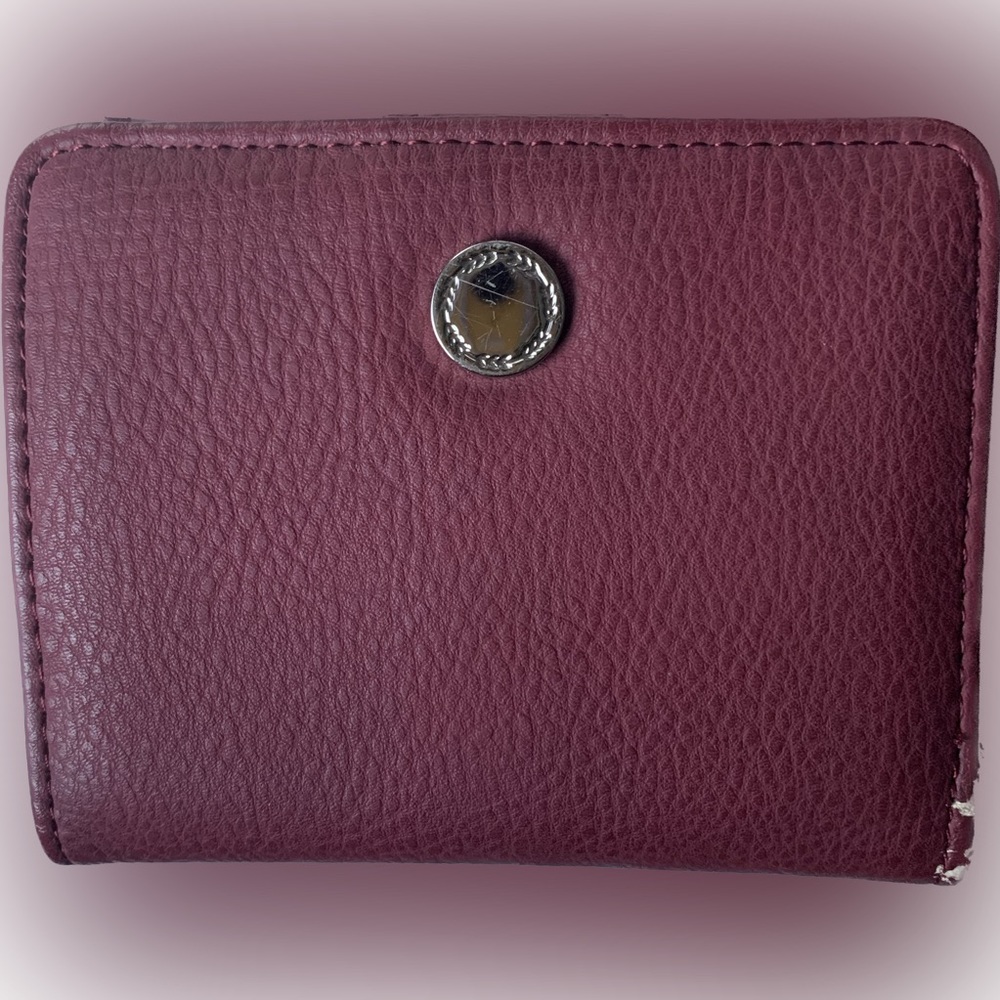 Apt. 9 Wallet and Crossbody Wallet Set - Picture 2 of 14